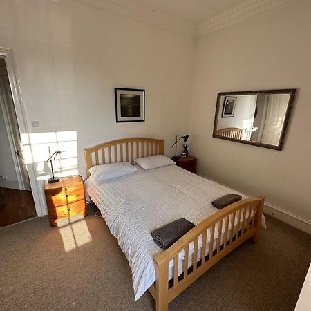 Charming 2-Bedroom Apartment Located In אייר מראה חיצוני תמונה